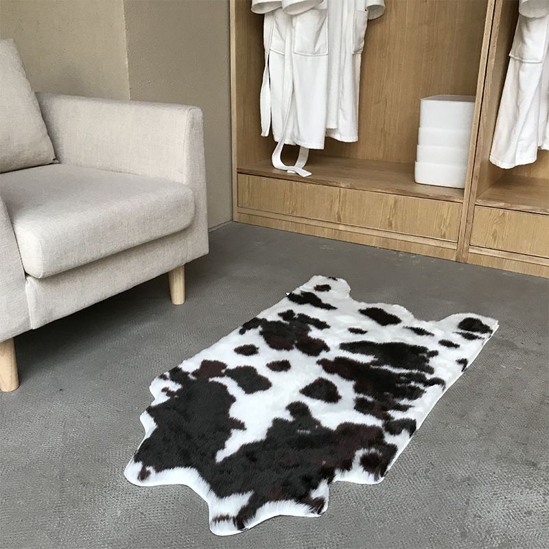 Fancy Cow Skin Print Rug Black-White Modern Carpet Synthetics Machine Washable Stain Resistant Non-Slip Rug for Room