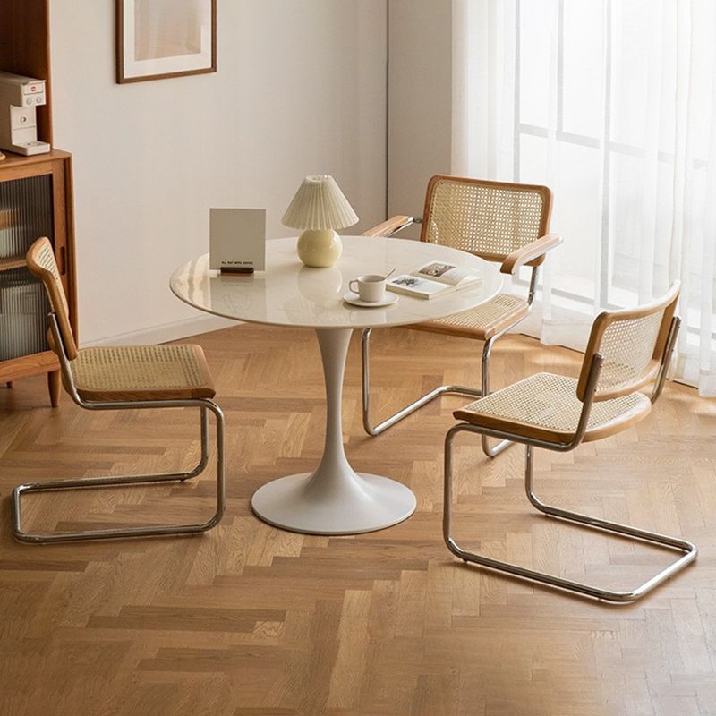 Sedia da sala da pranzo in stile industriale.