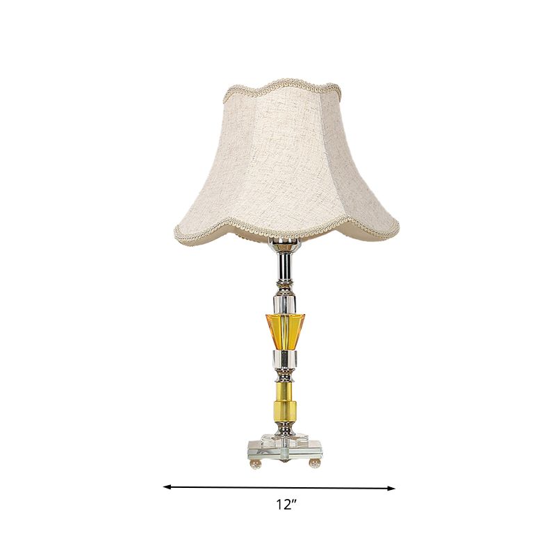 1 Tissu de tissu léger Light Light Rural Beige Empire Shade Shade Living Room Night lampe avec Crystal Base