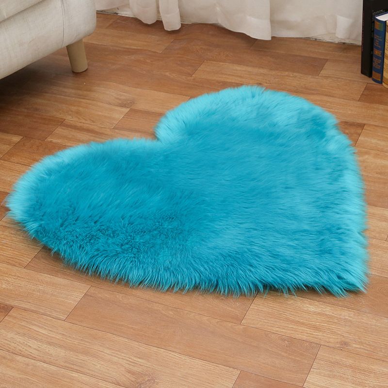 Loving Heart Shaped Plain Rug Multi-Color Comfort Rug Synthetic Wool Stain Resistant Non-Slip Pet Friendly Carpet for Girls Room