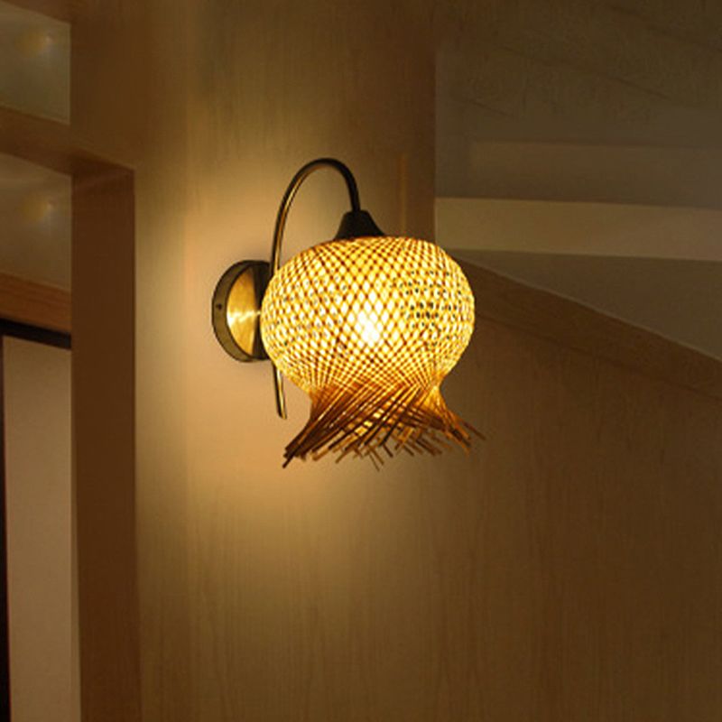 Bambus handgewebte Sconce Asia 1 Kopfwandmontagelampe in Flaxen mit Metallgängeresk Arm