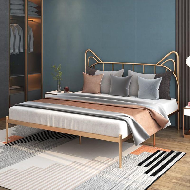 Metal Open-Frame Bed Solid Color Slat Bed With Custom Gold Legs for Home