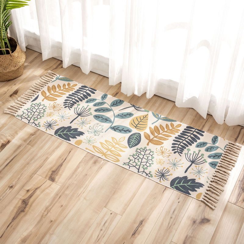 Nostalgia Tribal Pattern Rug Multi Colored Synthetics Area Rug Pet Friendly Easy Care Carpet with Fringe for Bedroom