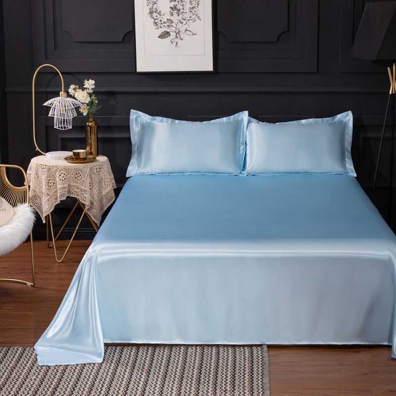 Non-Pilling Bed Sheet Solid Color Breathable Sateen Weave Fade Resistant Sheet Set