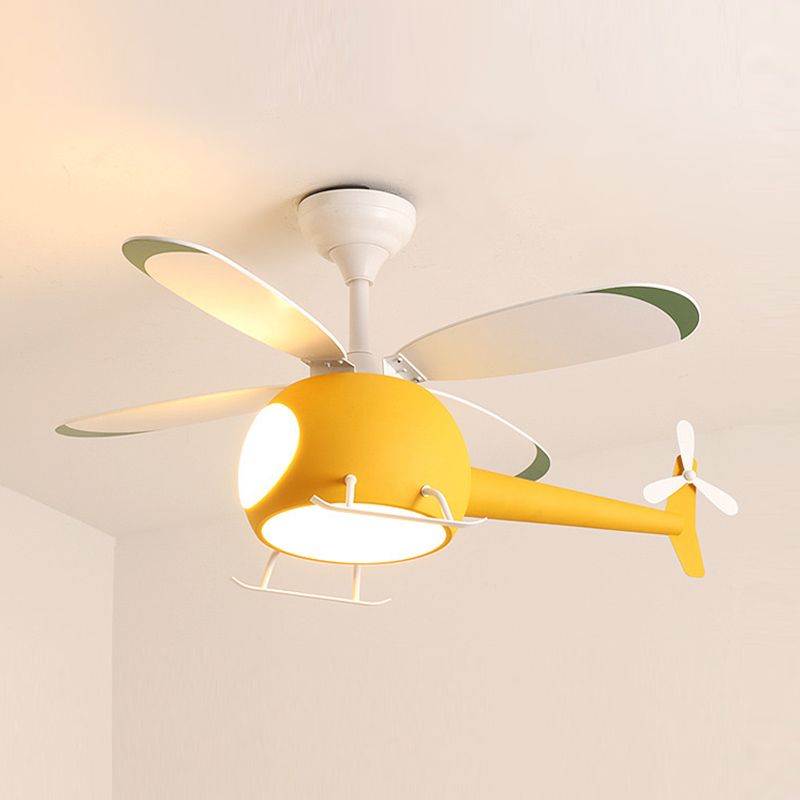 Kids Style Ceiling Fan Lighting Metal 4 Light Ceiling Fan Lamp for Restaurant