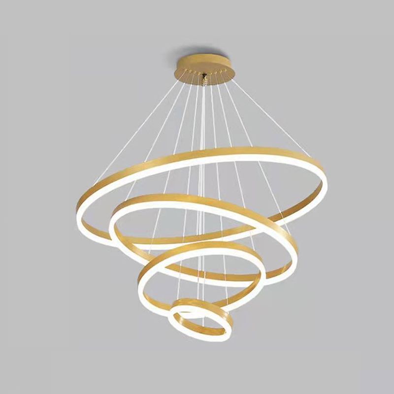 Lustre moderne en or silmous