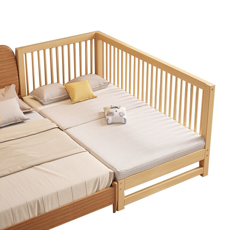 Contemporary Nursery Crib with Adjustable Height in Natural Wood