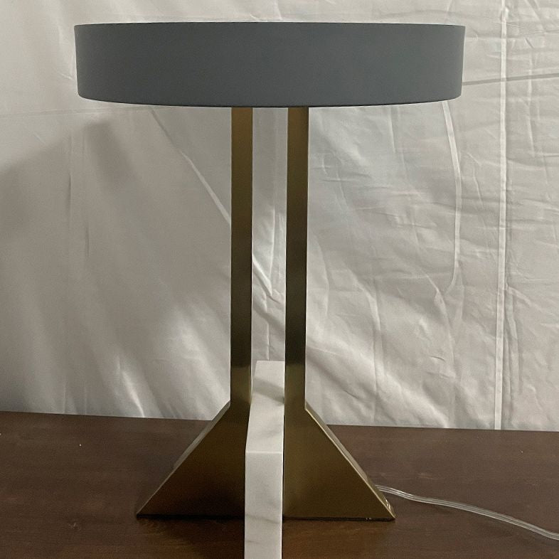 Lámpara de mesa LED redonda de metal posmoderno Night -stand de metal negro con mármol Quadpod