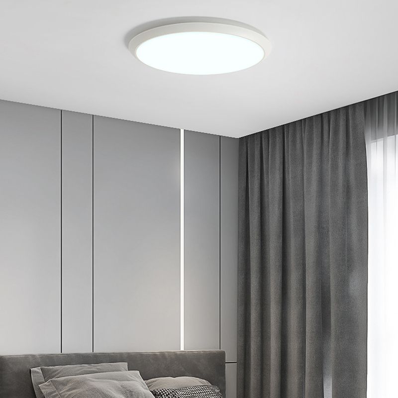 Single White Modernism Flush Mount Lighting Round Ceiling Light for Foyer