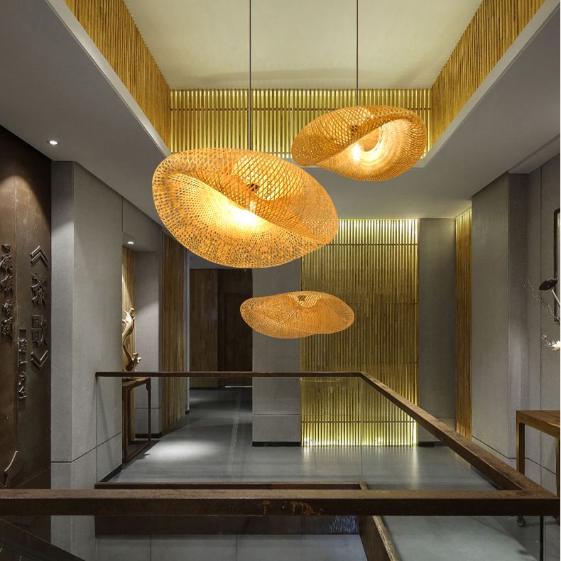 Bamboo Hat-Shaped Pendant Lighting Fixture Asia Style Ceiling Pendant Light in Beige