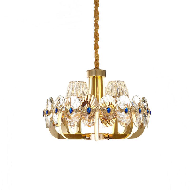 Pannello rotondo Crystal Crystal lampadario modernista 8 lampadine soggiorno Apparecchiatura del soffitto a LED in oro con tonalità cono