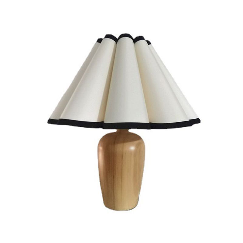 Contemporary Style Desk Lighting Fixture Creative Fabric Desk Lamp for Bedroom