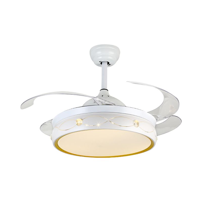 Lampada a ventola a soffitto circolare a LED bianco Simplicity Metal Flush With Crystal Deco con 4 lale, 19 "W