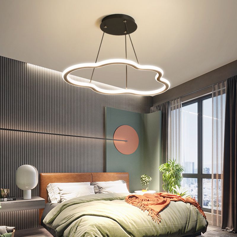 Wolkenvorm metalen hanglamp lichtbeveiliging moderne stijl 1 licht hangend licht in zwart