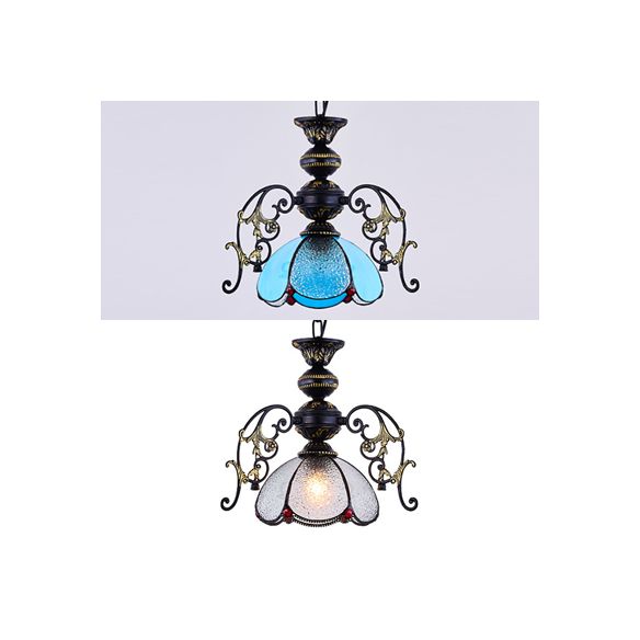 Tiffany Tiffany Petal Pendant lampe noire Finis 1 Light Tachage de vitrail Hanging Light en clair / bleu