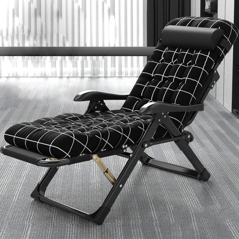 Adjustable Single Ergonimic Recliner with Metal Legs and Removable Cushions