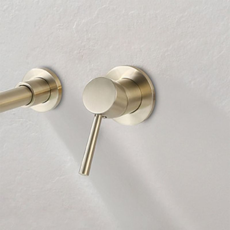 Wall Mounted Faucests Single Lever Handle Faucets for Bathroom