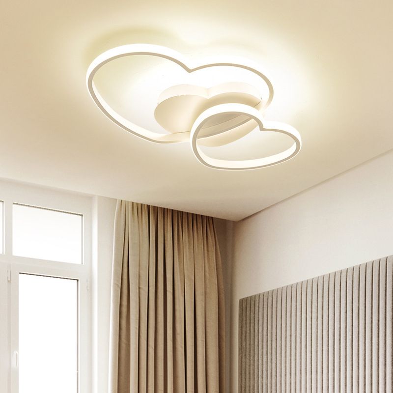 Metal Heart-Shape Flush Mount Lighting Modern Style LED Ceiling Mount Light Fixture