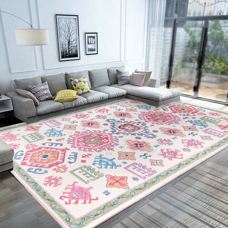 White and Pink Bohemian Rug Polyester Flower Pattern Rug Pet Friendly Washable Anti-Slip Backing Carpet for Decoration