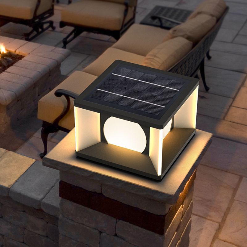 Nordic Style Metal Outdoor Light Geometry Shape Solar Energy Pillar Lamp for Outdoor