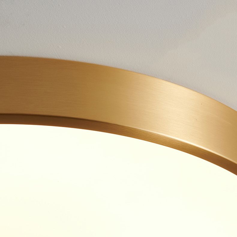 Single Golden Flush Mount Lighting Circle Metal Ceiling Light for Bedroom