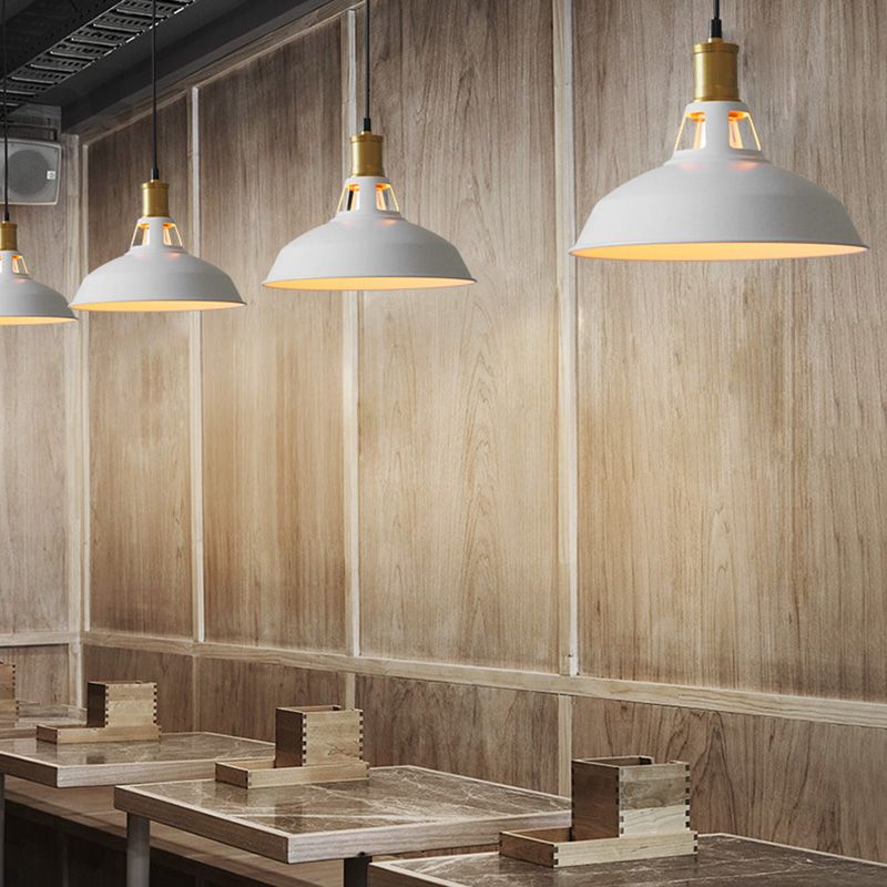 1 Light Barn Ceiling Pendant Creative Industrial Style Metal Pendant for Restaurant