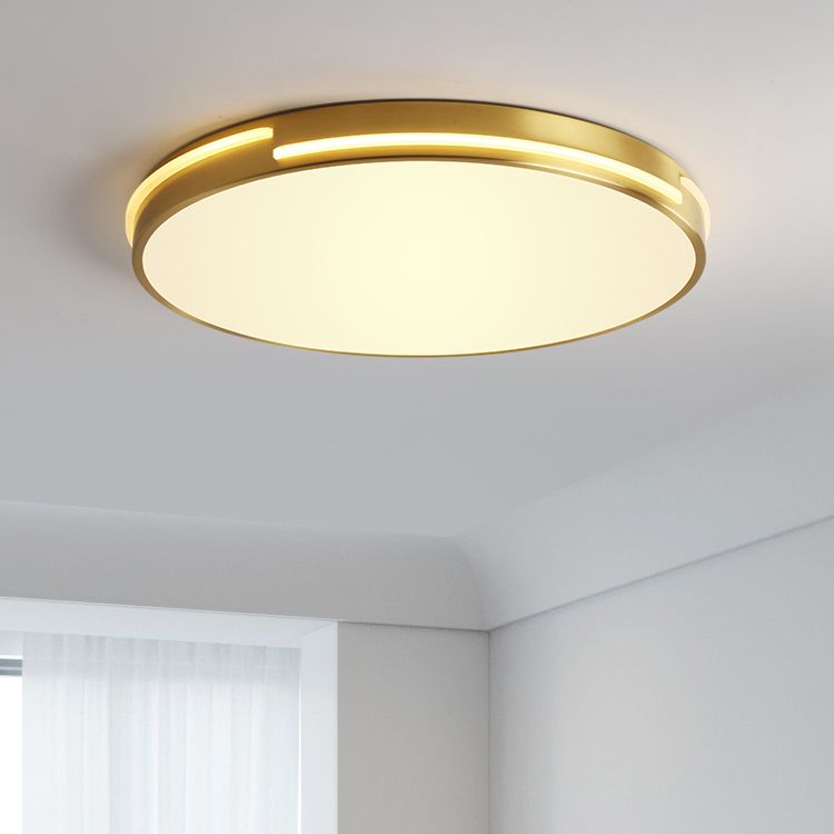 Metal Round Shade Flush Ceiling Light Modern Style 1 Light Flush Mount Fixture in Brass