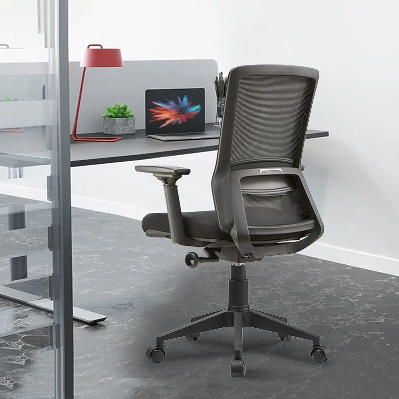 Modern Office Chair Adjustable Arms No Distressing Desk Chair with Wheels