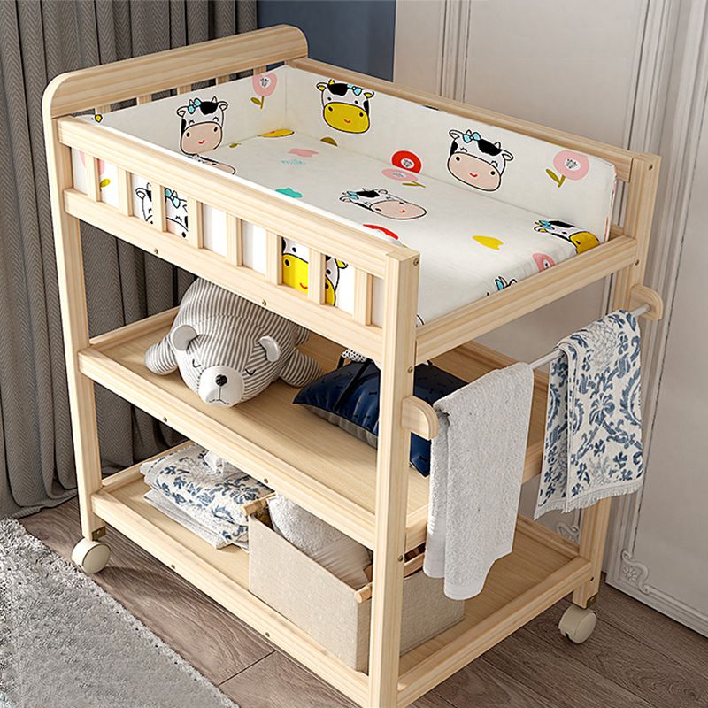 Modern Wooden Changing Table Safety Rails Baby Changing Table with 4 Wheels