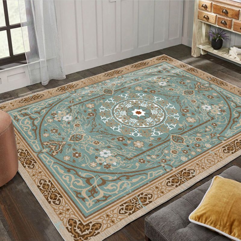 Red Traditional Area Rug Medallion Print Polyester Carpet Stain Resistant Area Rug for Home Decor