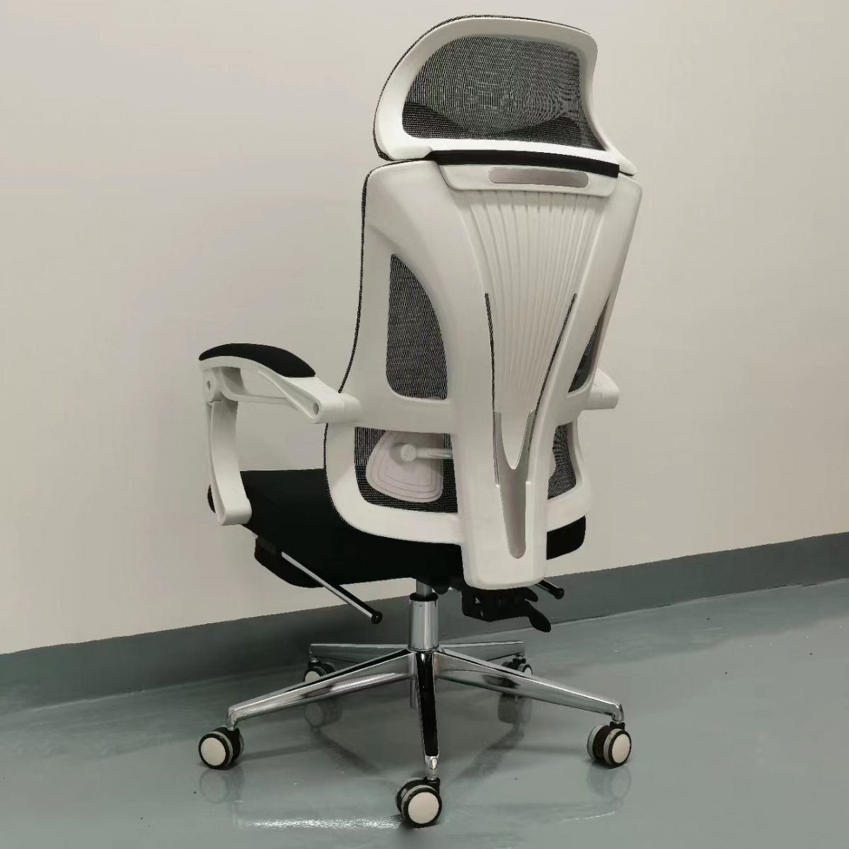 Contemporary Office Chair Mesh Computer Chair High Back Task Chair