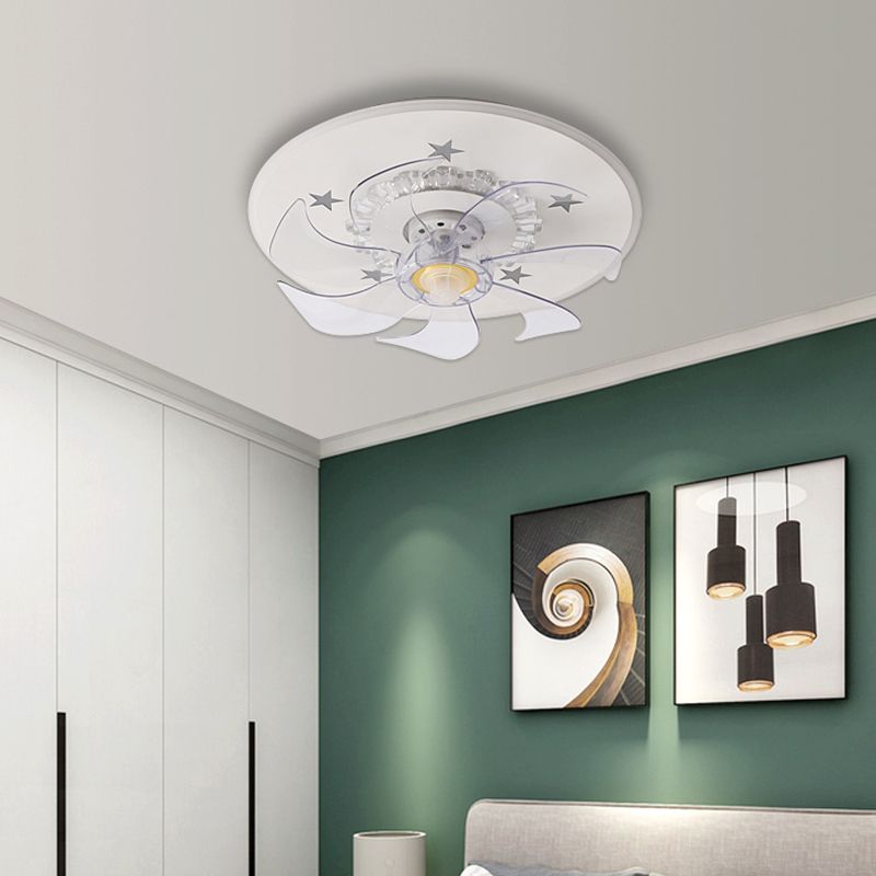 Lámpara de ventilador de techo de estrella blanco LED Nordic LED Semi Flush Mount para dormitorio