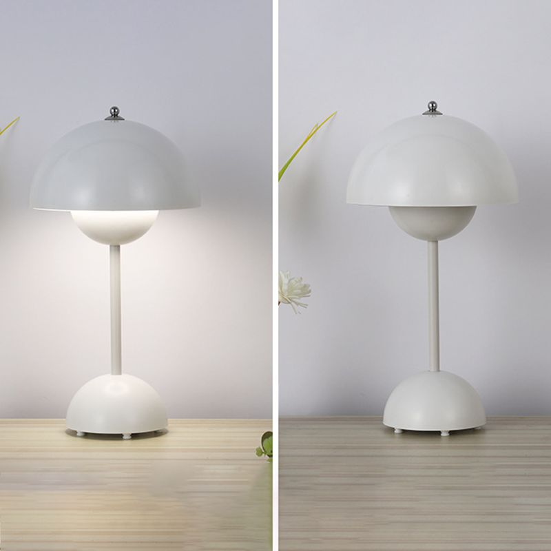 Modern Nordic LED Table Lamp Wrought Iron Macaron Table Light with Acrylic Shade