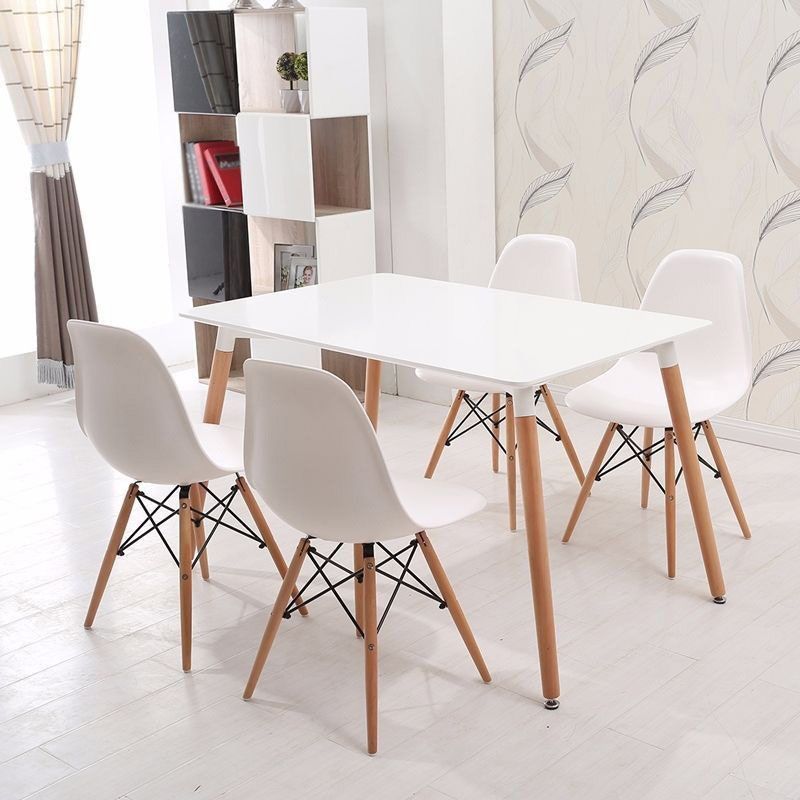 Chaises de cuisine de style contemporain pour manger des chaises latérales sans bras avec des jambes en bois