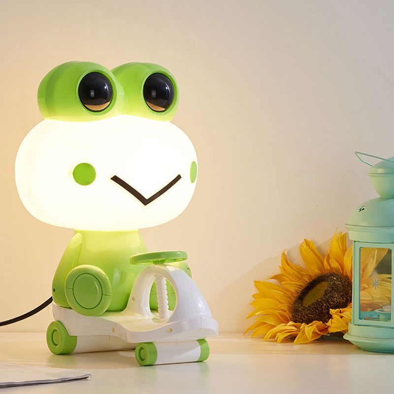 Pig/Frog/Panda Kids Bedroom Reading Book Light Plastic 1-Light Cartoon Night Table Lamp in Black/Pink/Green