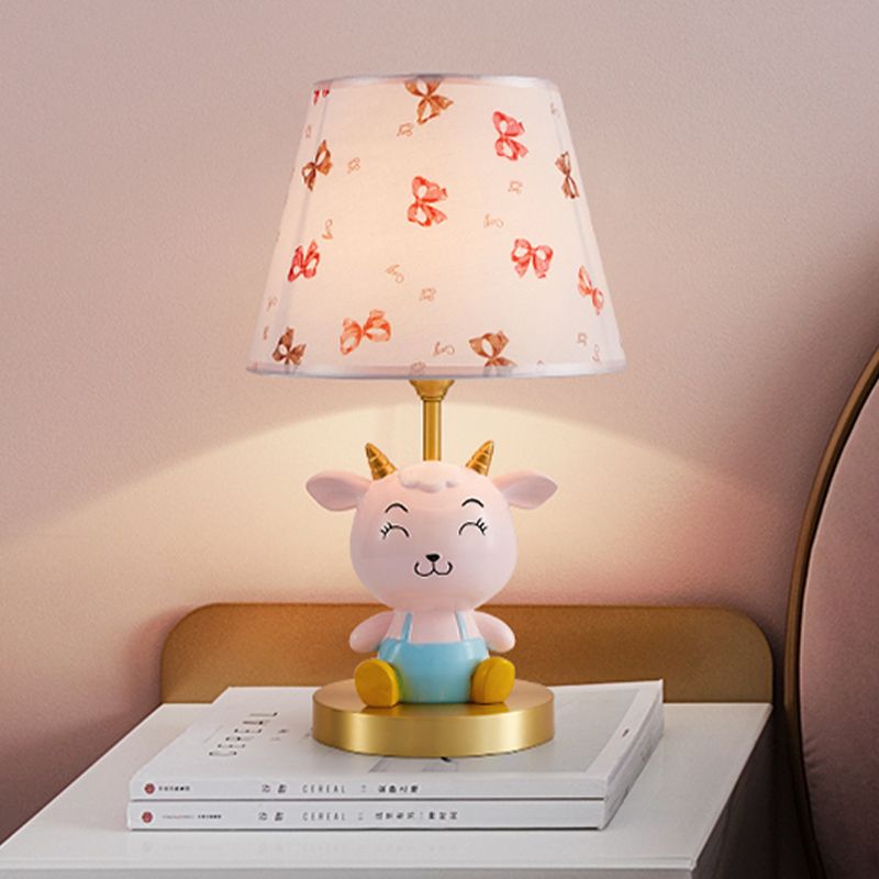 Cheerful Sheep Table Lighting Cartoon Resin 1-Head Kid Bedside Night Lamp with Print Shade in Pink and Blue