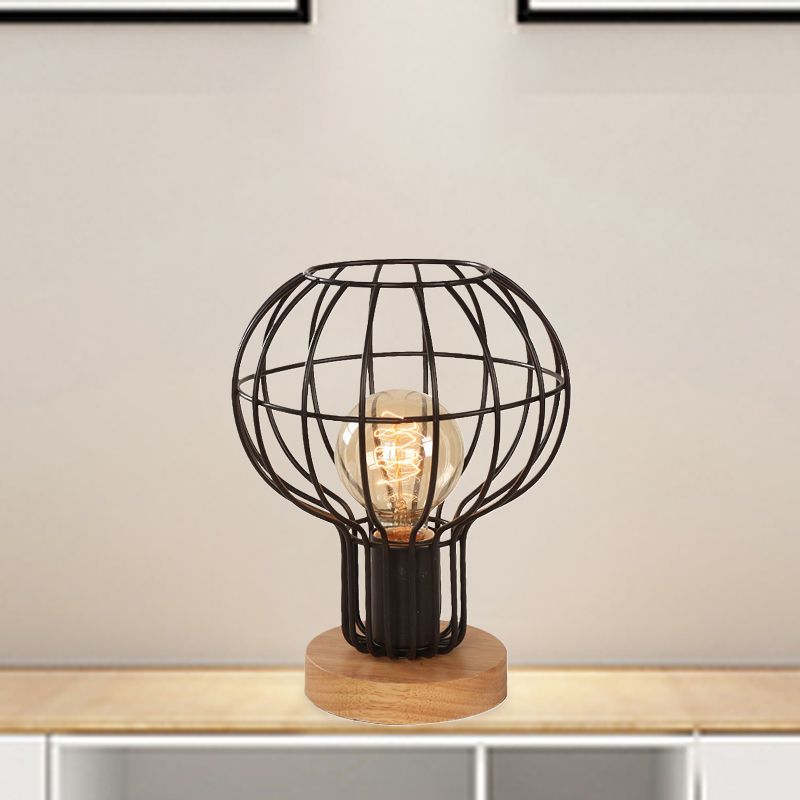 1 Bulb Table Lamp Industrial Stylish Pear/Barrel Shade Metal and Wood Task Lamp with Wire Guard in Black for Bedroom