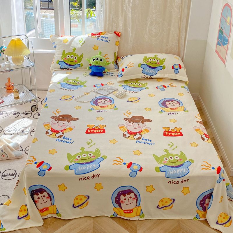 Cartoon Print Bed Sheet Set Flannel Super Soft Modern Pillowcase
