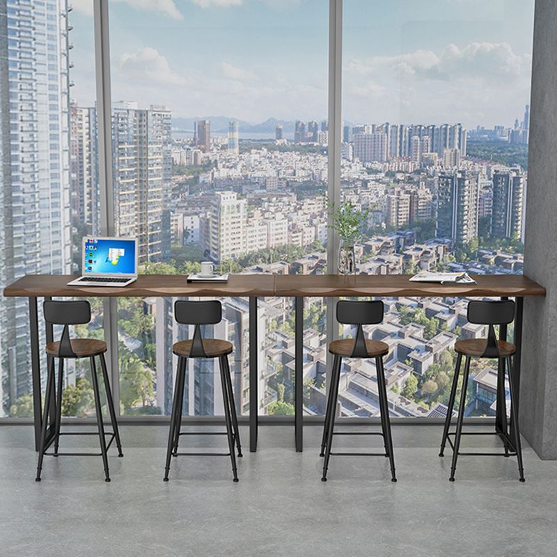 Mesa de comedor de barra moderna Mesa de barra de madera rectangular interior Base de trineo en negro