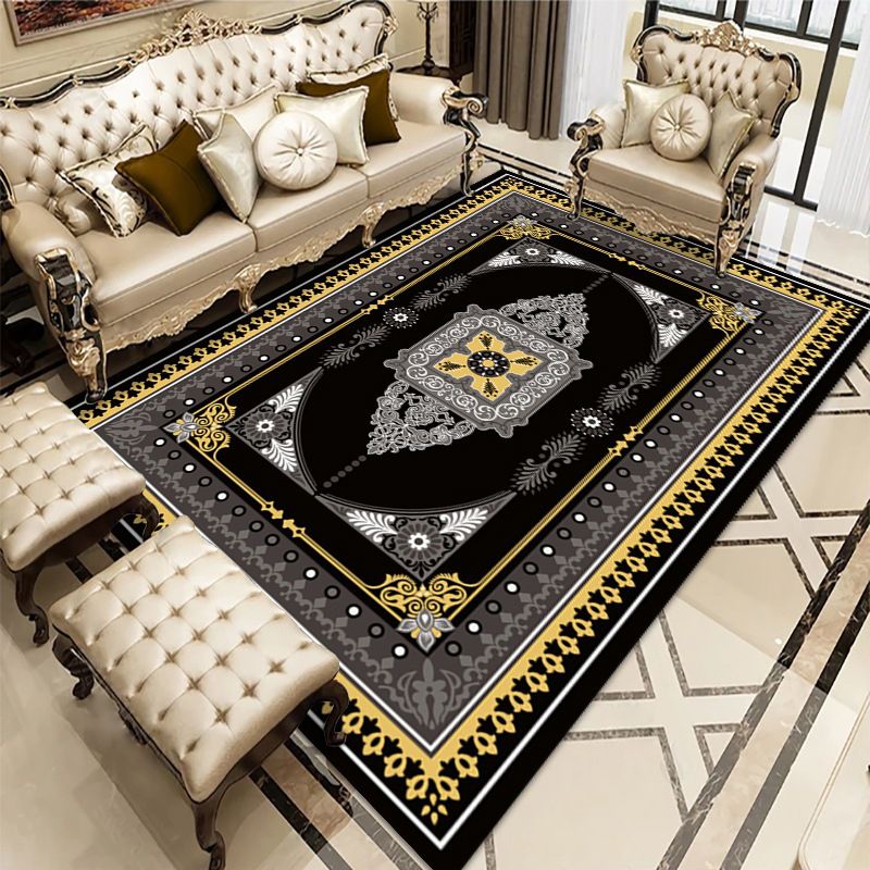 Stylish Traditional Area Rug Brown Antique Pattern Rug Polyester Anti-Slip Area Carpet for Bedroom