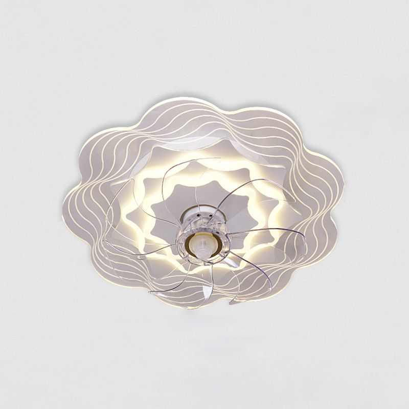 Metal Flower Fan Ceiling Lighting Modern Style 1-Light Flush Mount Lamp