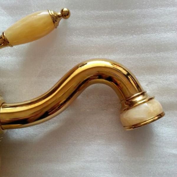 Traditional Centerset Faucet Knob Handle Low Arc Solid Brass Faucet