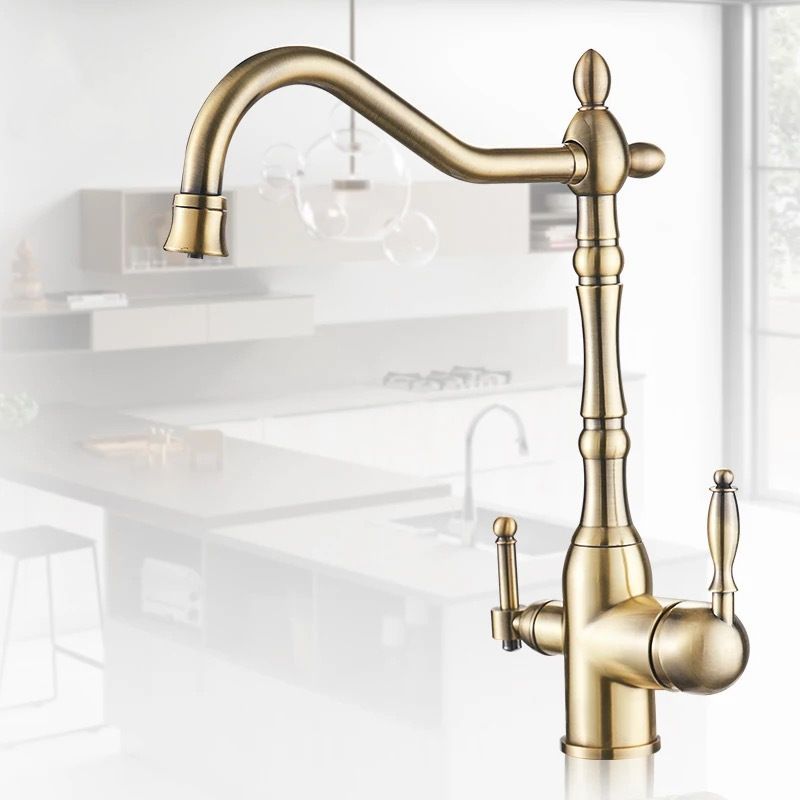 Traditional Bridge Kitchen Faucet 2-Handle Bridge Kitchen Faucet in Gold