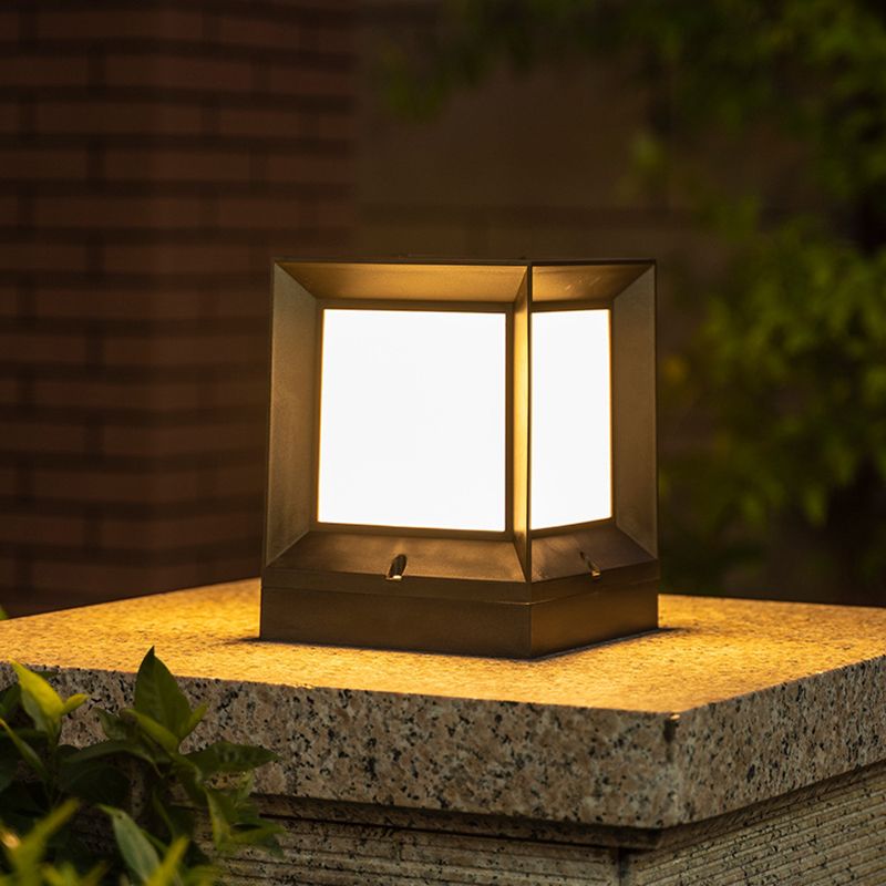 Modern Simple Plastic Outdoor Light Rectangle Shape Solar Energy Pillar Lamp for Courtyard