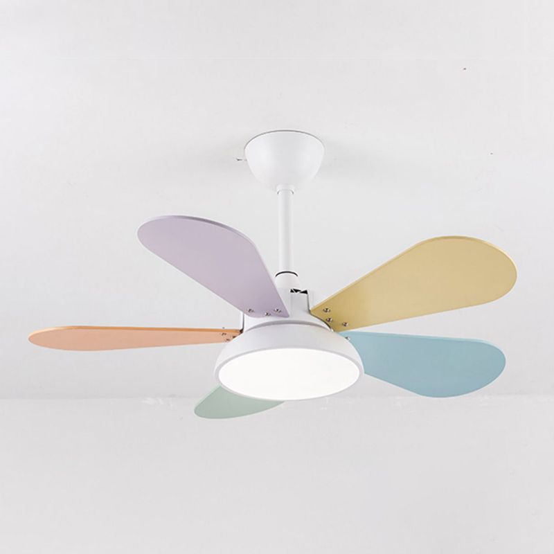 Ceiling Fan Lamp Nordic Style LED Metal Ceiling Flush Mount Light for Kids Bedroom