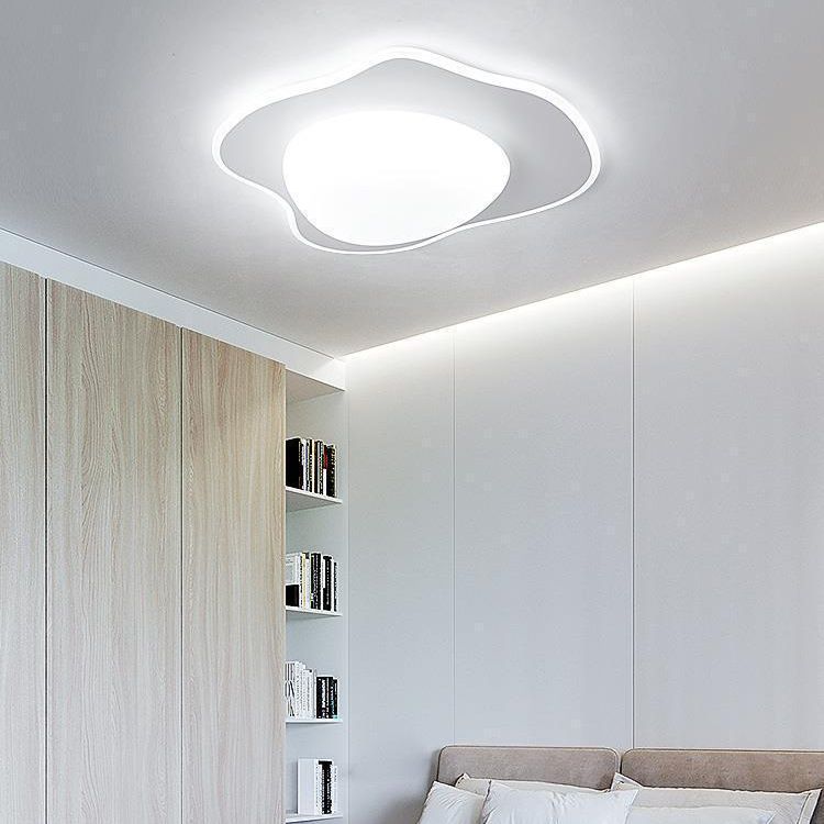 LED White Shaded Ceiling Light Contemporary Flush Mount Lighting for Foyer