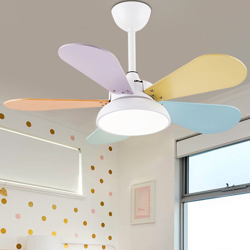 Ceiling Fan Lamp Nordic Style LED Metal Ceiling Flush Mount Light for Kids Bedroom