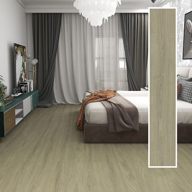 Peel and Stick PVC Flooring Matte Wood Effect Vinyl Flooring for Living Room