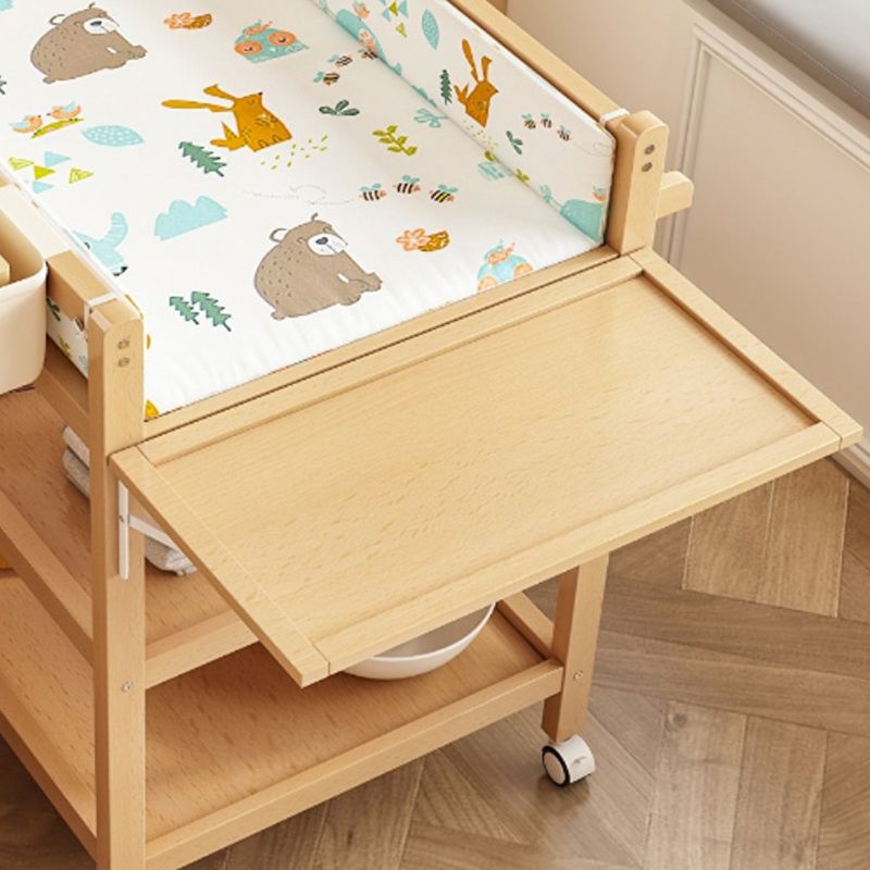 Flat Top Wooden Changing Table with Pad and Shelf Baby 2-in-1 Changing Table with Storage