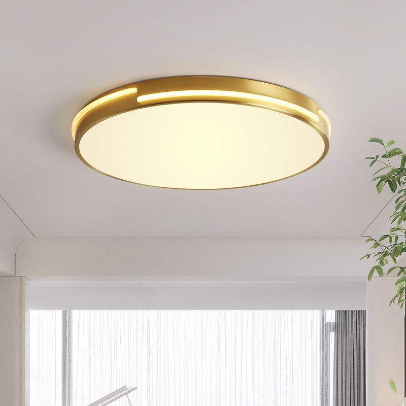 Metal Round Shade Flush Ceiling Light Modern Style 1 Light Flush Mount Fixture in Brass